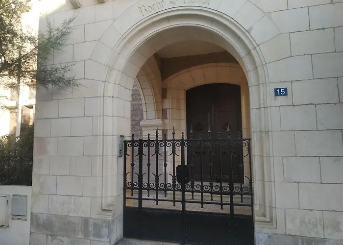 아파트 Roche Ronde By Interhome 비아히쯔