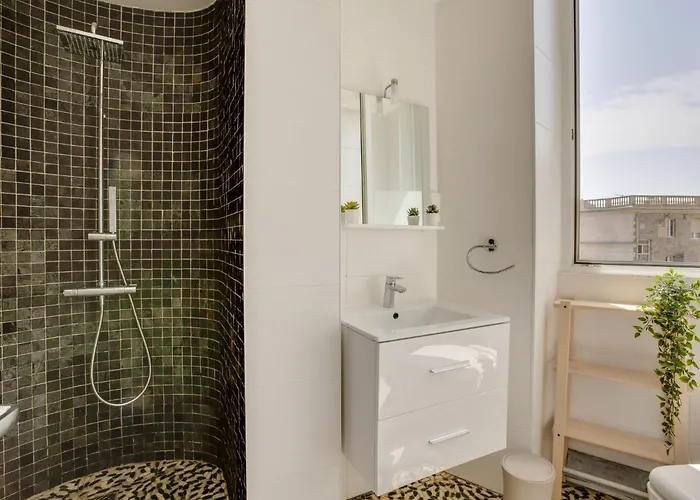 Roche Ronde By Interhome * 비아히쯔