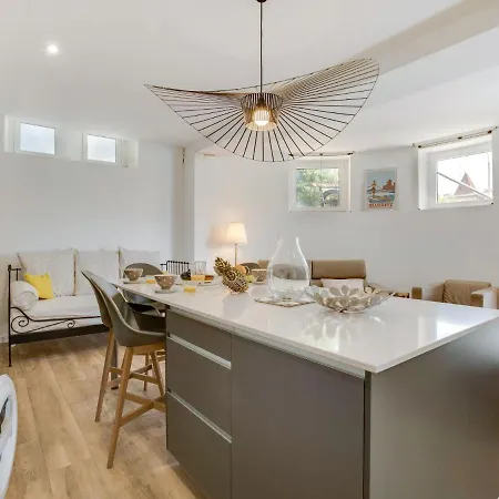 Roche Ronde By Interhome *