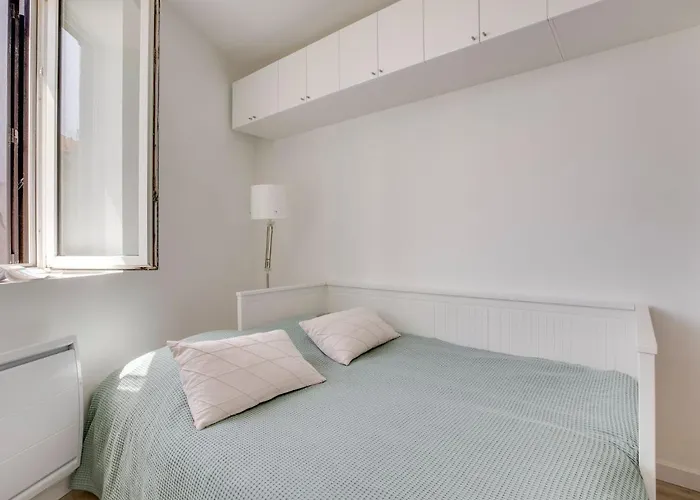 Roche Ronde By Interhome Apartment *